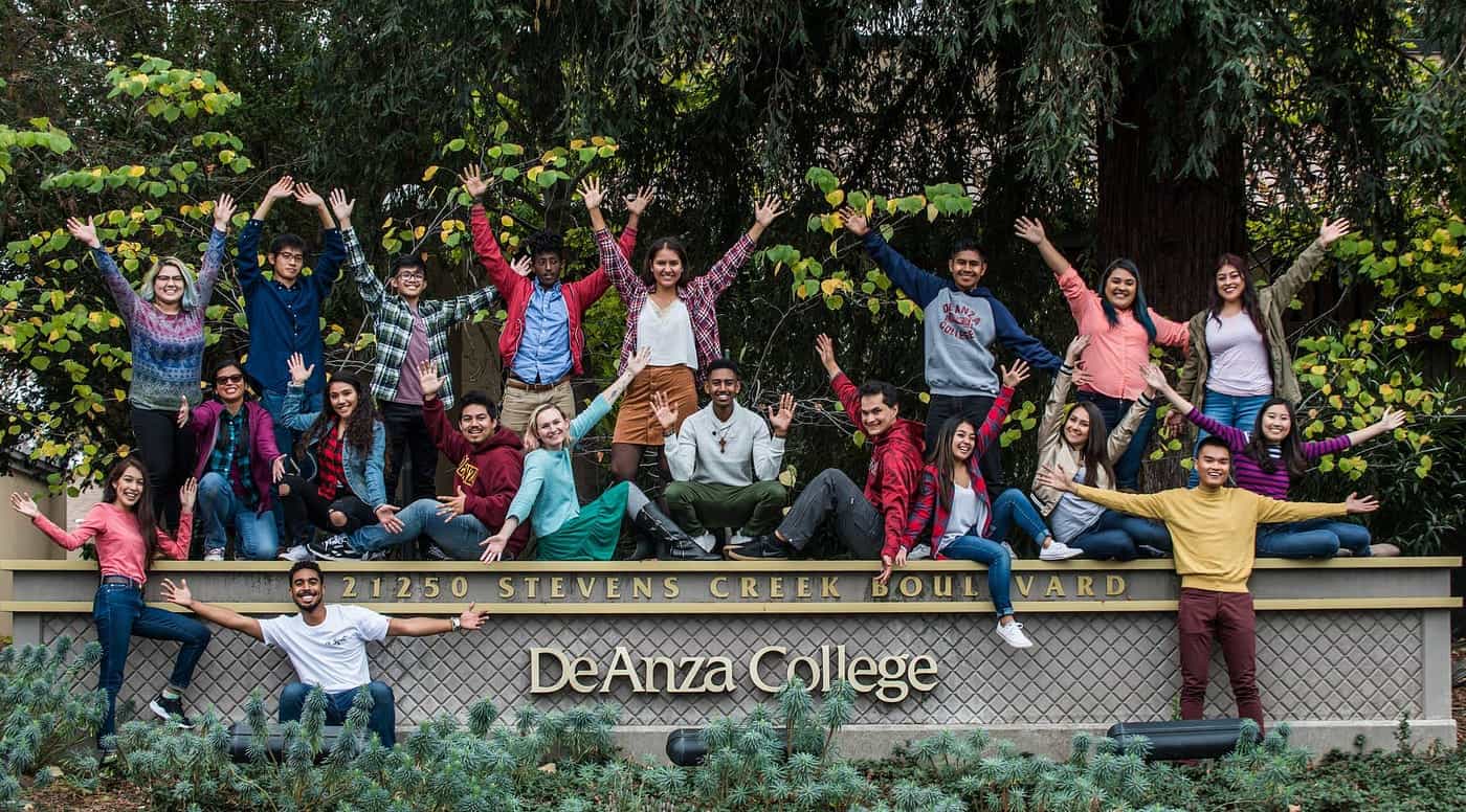 De Anza College25