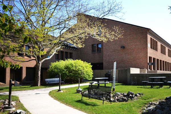 Oakland Community College25