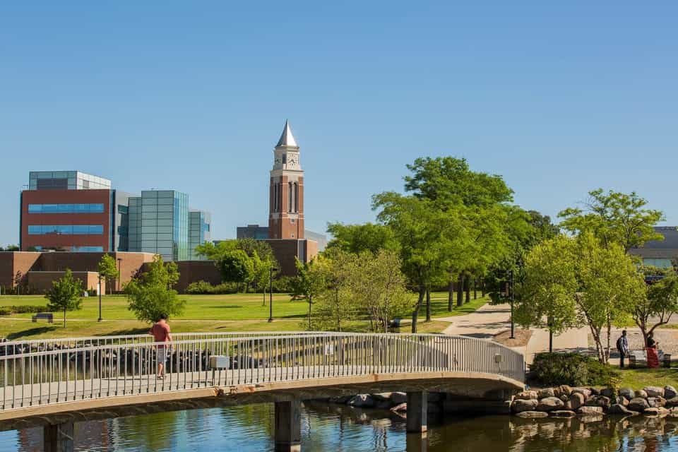 Oakland University25